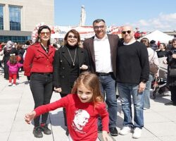 23 Nisan Ulusal Egemenlik ve Çocuk Bayramı’nda Şehir Tiyatroları’nın Sahneleri Çocuklar İçin Açıldı