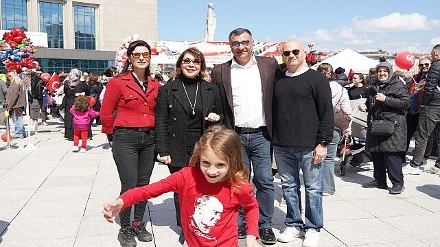 23 Nisan Ulusal Egemenlik ve Çocuk Bayramı’nda Şehir Tiyatroları’nın Sahneleri Çocuklar İçin Açıldı