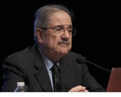 Ali Fuat Başgil, Vefatının 59. Yılında Zeytinburnu Kültür Sanat’ta Anıldı!