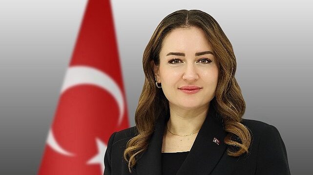 Antalya Büyükşehir Belediye Başkan Vekili Büşra Özdemir’in 23 Nisan Mesajı