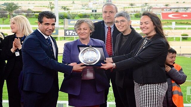 Avcılar Belediyesi’nden Otizme Anlamlı Destek: Hipodromda Farkındalık Rüzgârı