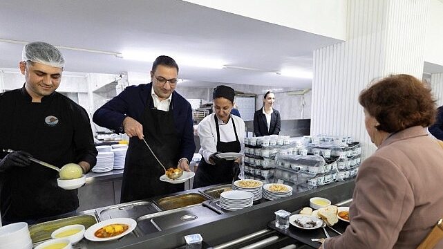 Balçova’da Dayanışmanın Adresi: Kent Lokantası 1 Yaşında