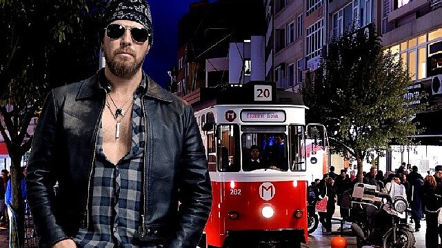 Barlas’tan Urban Rock Dokunuşlu Bir Şehir Marşı: ‘Kadıköy Sokaklarında’