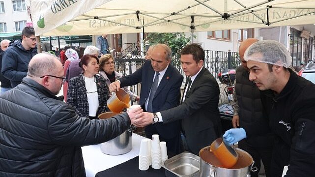 Başkan Aydın’ın Cuma Durağı Muradiye Mahallesi Oldu