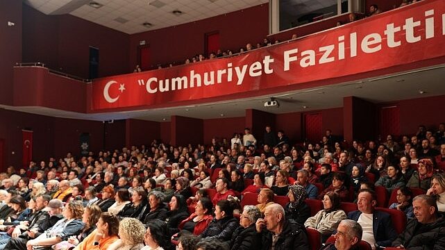 Başkan Çerçioğlu Aydınlıları Kültür ve Sanat Etkinlikleriyle Buluşturmayı Sürdürüyor