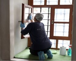 Başkan Çerçioğlu’nun Öncülüğünde Camilerde Temizlik Çalışmaları Sürüyor