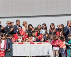 Başkan Tugay: Her zaman Güzelbahçe halkının yanında olacağım