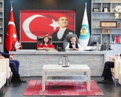Başkanlık Koltuğu Bugün Çocukların