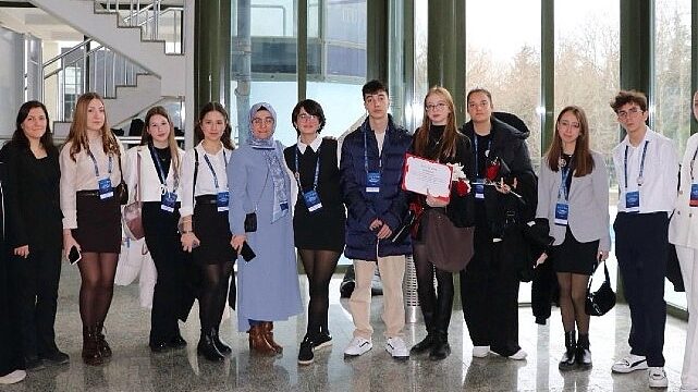 Bayrampaşa’dan dünya bilimine uzanan başarı: Gençler uluslararası arenaya çıkıyor