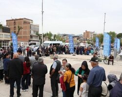 Binlerce Fide Kuşadası ve İncirliova İlçelerinde Vatandaşlarla Buluştu