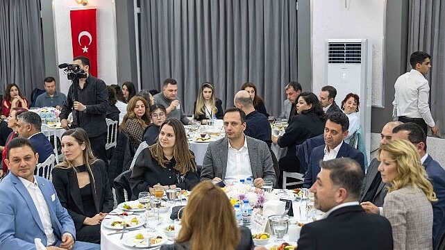 Bornova’da tekstil mühendislerinden güçlü mesaj