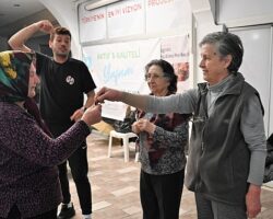 Bornova’da yaratıcı drama ile hayata yeniden katılım