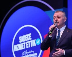 Büyükakın “Asiller” diye başladı, sorumluluğa dikkat çekti