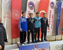 Büyükşehirli Güreşçilerden Madalya Yağmuru