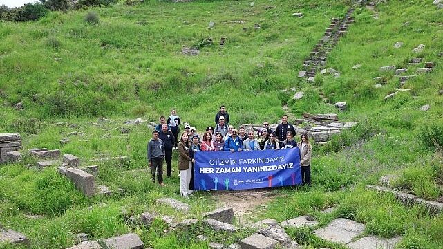 Çeşme Belediyesinden otizm farkındalık yürüyüşü