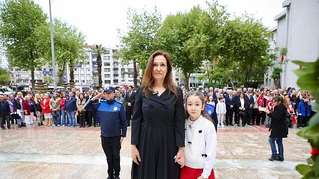 Çocuk dostu kent Karşıyaka’da 23 Nisan coşkusu