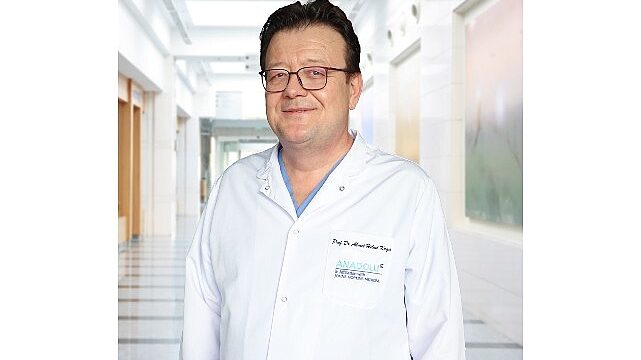 Derin beyin simülasyonu Parkinson’da zamanı geriye sarabilir