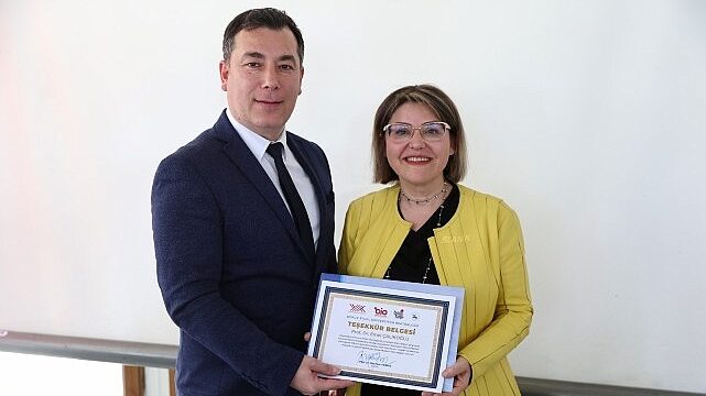 DEÜ Bilim Kafe Sohbetleri’nin 6’ncı Buluşmasında “Bilimin Işığında Güneşten Nasıl Korunmalıyız?” Konuşuldu