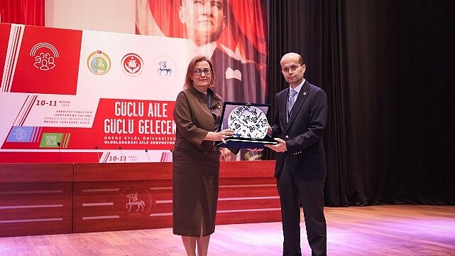 DEÜ Ev Sahipliğinde “Uluslararası Aile Sempozyumu” Başladı: Güçlü Aile, Güçlü Gelecek