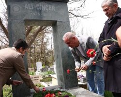 Efsane Başkan Ali Dinçer Mezarı Başında Anıldı
