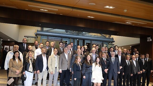 Ege Mobilya Kağıt ve Ormar Ürünleri İhracatçıları Birliği’nde Ali Fuat Gürle güven tazeledi