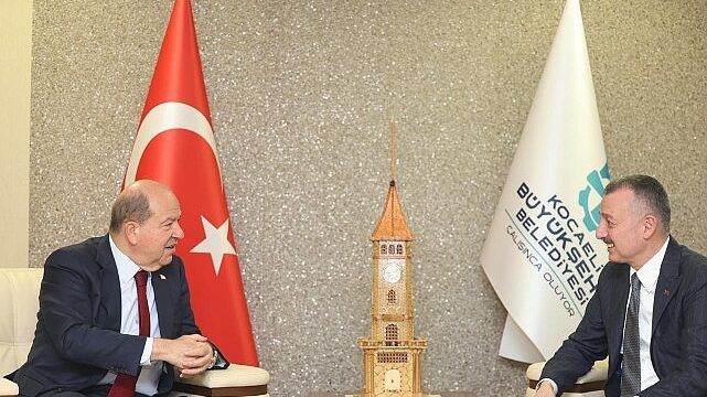 Ersin Tatar, Başkan Büyükakın’a konuk oldu