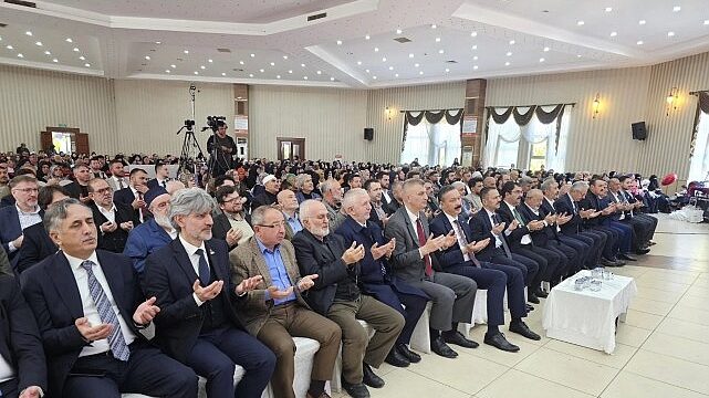 Gölcük’te Hafızlık Heyecanı: 41 Genç Hafız İcazetini Aldı