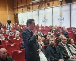 Gölcük’te “Türkiye Yüzyılı Vizyonu” Programı Düzenlendi