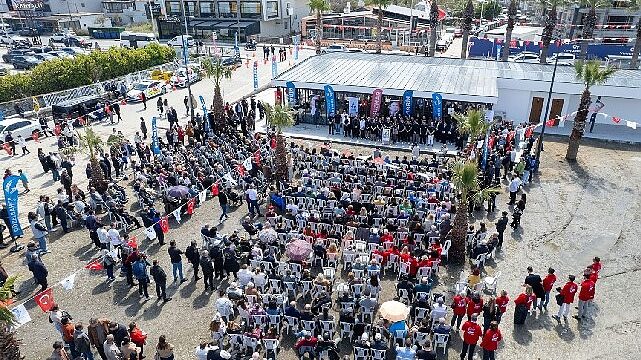 Güzelbahçe’de Sahile Değer Katan Yatırım Güzbel Marin Görkemli Törenle Hizmete Açıldı