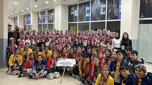 Halk Oyunlarında Dereceler İnegöl’e Geldi