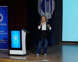 İstanbul Okan Üniversitesi’nde Rehberlik Semineri: Riskler ve Çözüm Yolları Ele Alındı