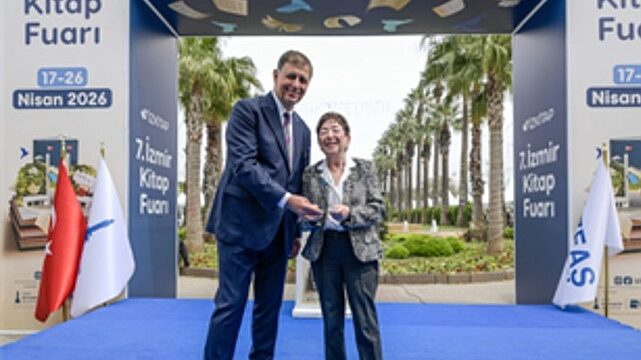 İzmir baharı kitapla karşılıyor