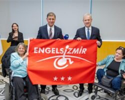 İzmir Ticaret Odası’nda Kırmızı Bayrak gururu