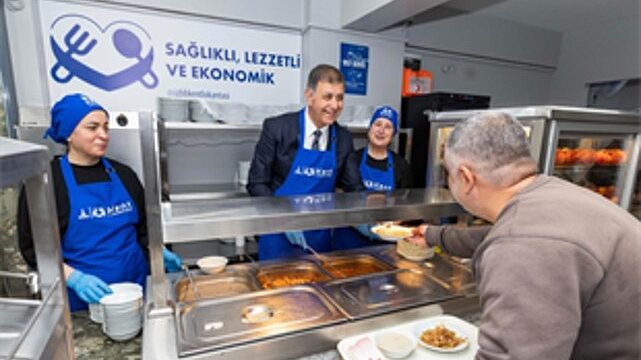 İzmir’de 25 liralık sofra