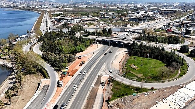 İzmit sahil bağlantı kolu trafiğe kapatılıyor