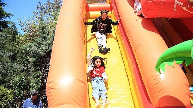 Kadıköy’de 23 Nisan karnavalı: Dört parkta yüzlerce etkinlik