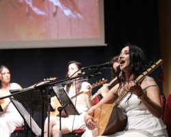 “Kadın Kadına Türküler Konseri” büyük beğeni topladı