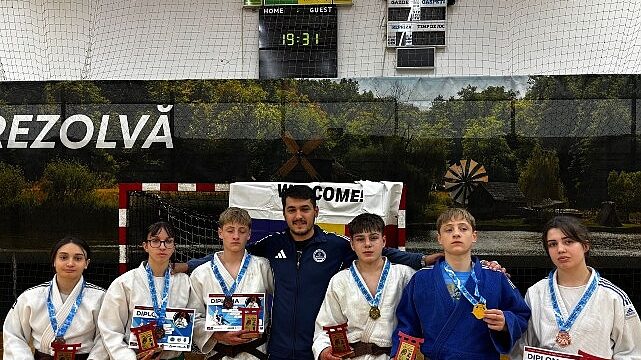 Kağıtspor’un başarısı her geçen gün katlanarak artıyor;  “Kağıtspor harikalar yaratıyor”