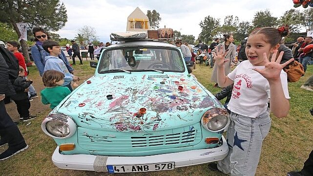 Karşıyaka’yı bayram coşkusu sardı!