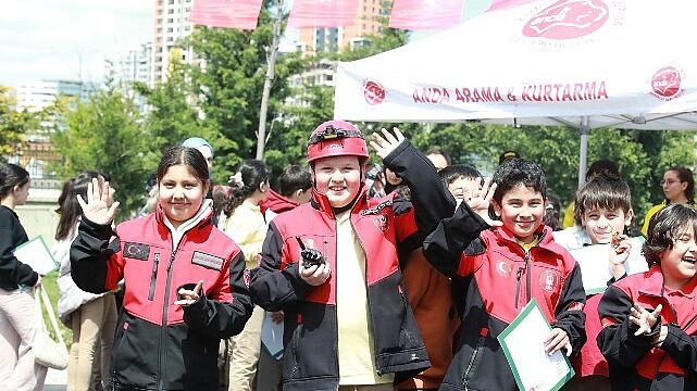 Keçiören Belediyesi’nden Çocuklara Hayat Kurtaran Afet Eğitimi