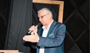 Kemer Belediyesi’nden öğrenciler için “Kariyer Günleri”