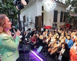 Konak’tan Dario Moreno için unutulmaz şenlik: İzmirliler akın etti