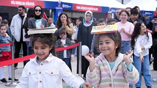 Koşa koşa geldiler, doyasıya eğlendiler