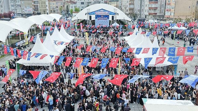 Küçükçekmece’de 23 Nisan, Gün Boyu Süren Etkinliklerle Kutlandı