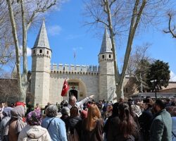 Küçükçekmece’de Kültür ve Sanat Gezileri Devam Ediyor