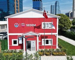 Maltepe Belediyesi’nden ebeveyn ve çocuklara ‘Yanınızdayız’ mesajı