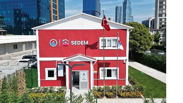 Maltepe Belediyesi’nden ebeveyn ve çocuklara ‘Yanınızdayız’ mesajı