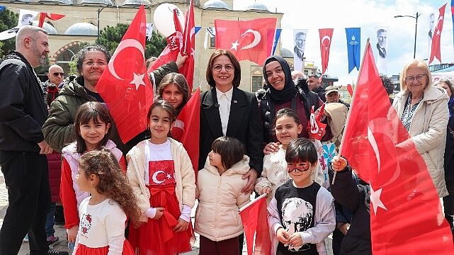 Maltepe’nin Cumhuriyet Meydanı’nda 23 Nisan coşkusu