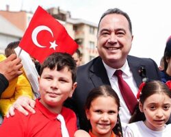 Manisa’da 23 Nisan Coşkusu ve Başkan Dutlulu’dan Anlamlı Mesaj