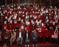 Minikler, ‘Kızıl Kaptan’ ile hayal yolculuğuna çıktı